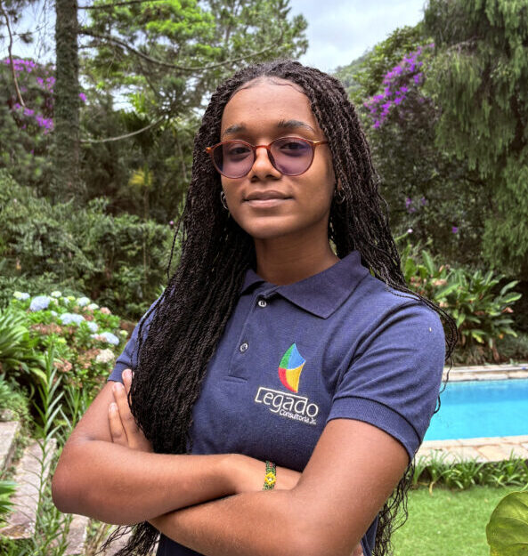 Paula Helena Malaquias